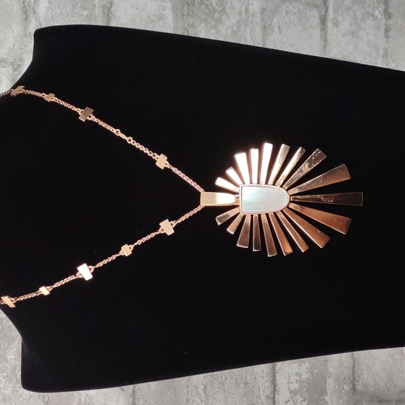 Kendra Scott "Paula" Sunburst Necklace - Picture 1 of 6